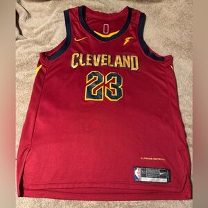 NIKE Lebron James Cleveland jersey